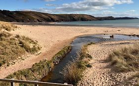 Peaceful Stay 5 Mins To Beach And Coast Path Walks